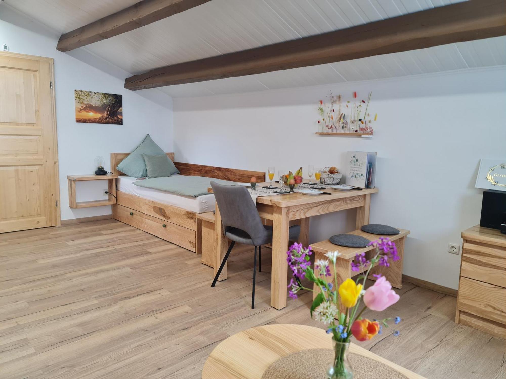 Ferienwohnung Wiesenhof Нойхоф-ан-дер-Цен Экстерьер фото